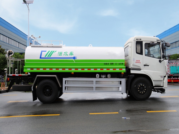 东风天锦11立方纯电动洒水车